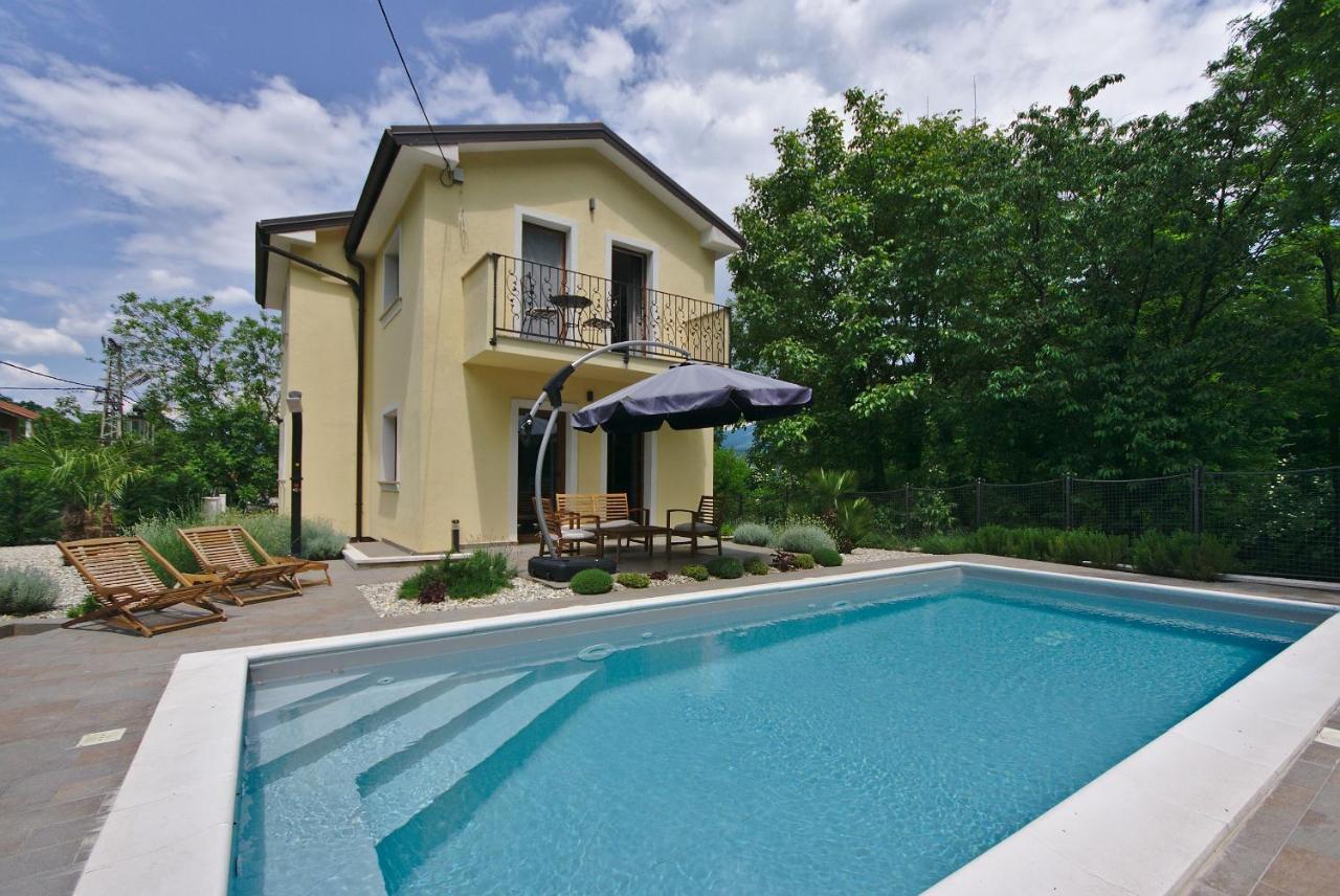 Holiday House With Pool Čavle Exteriér fotografie